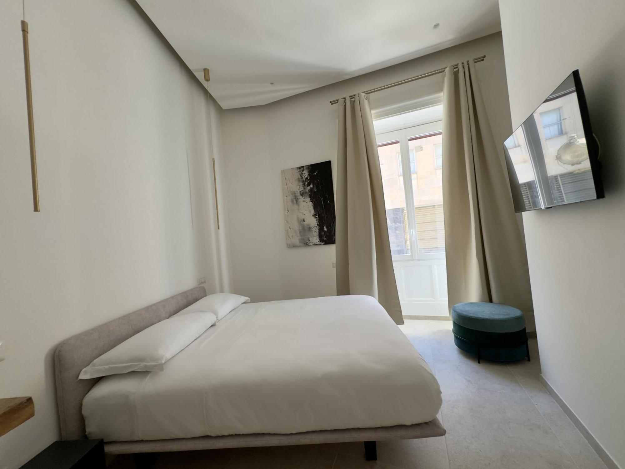Anno13suites Guest house