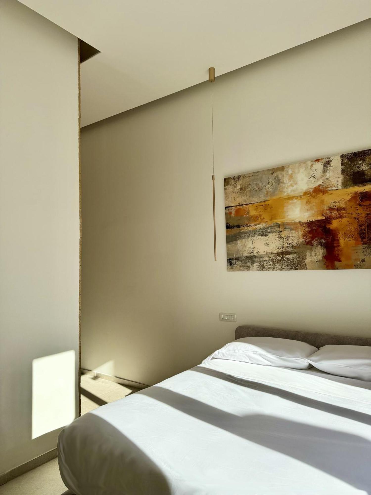 Anno13suites *